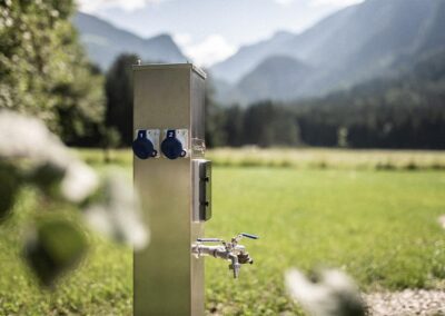 Sandgold Alpine Glamping Strom-, Wasser-, Grauwasser- Anschluss